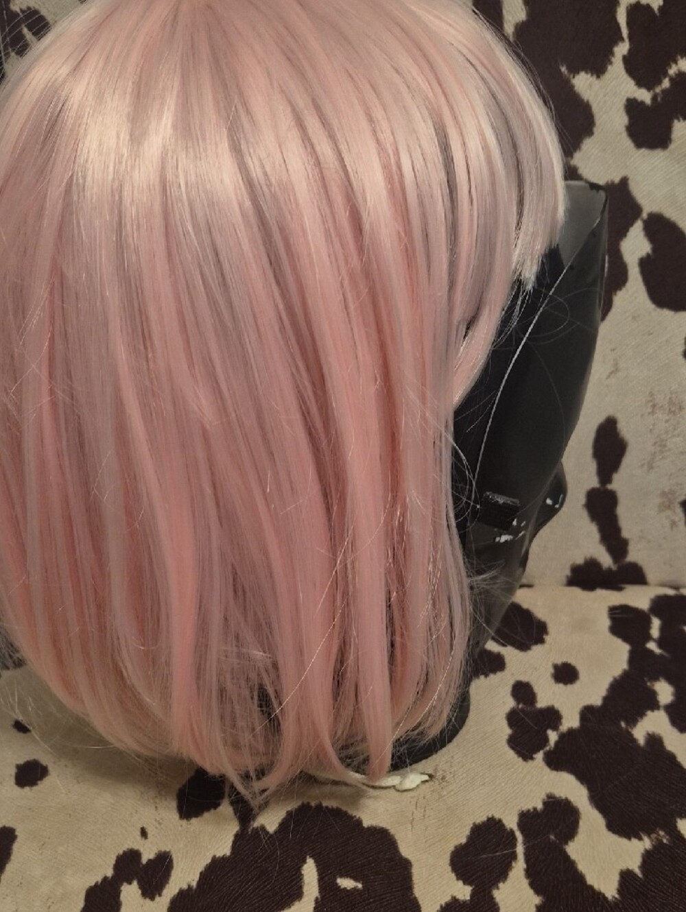 💕Soft Pink Cosplay/Halloween Wig💕 - Picture 4 of 5